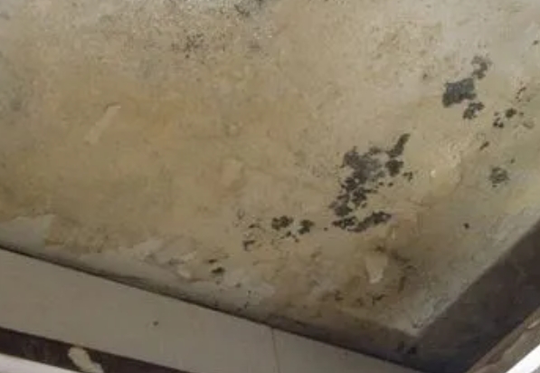 宁都阳台漏水维修公司分享下宁都卫生间渗水维修需要注意哪些问题。